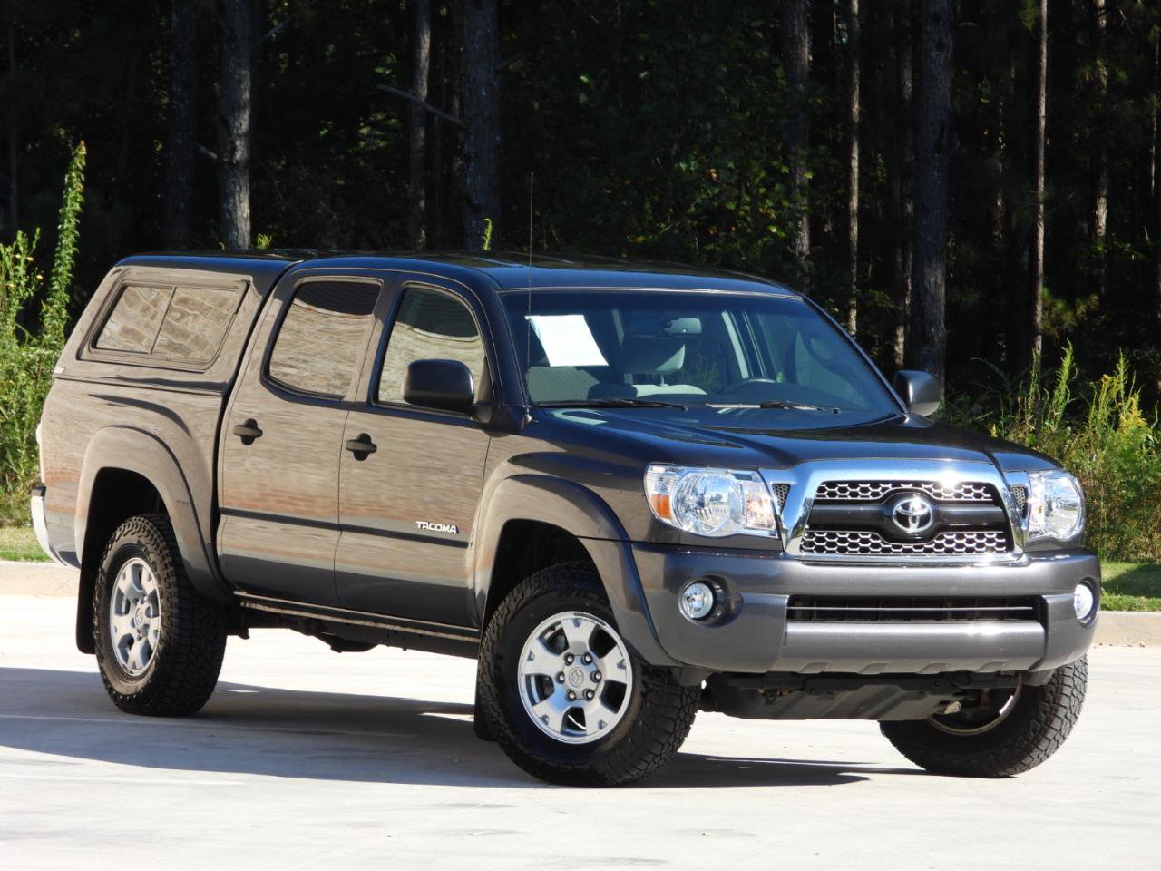 Used 2011 Toyota Tacoma PreRunner w/ SR5 Pkg #2 RWD image 16