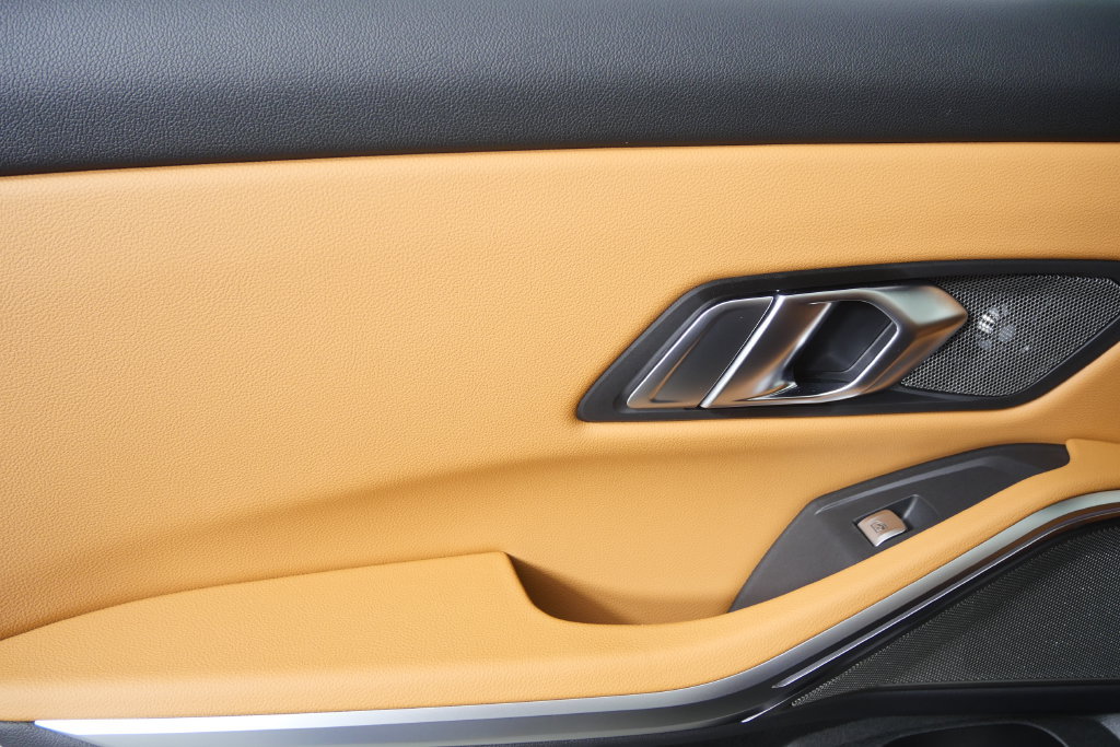 New 2026 BMW 330i Sedan RWD image 14