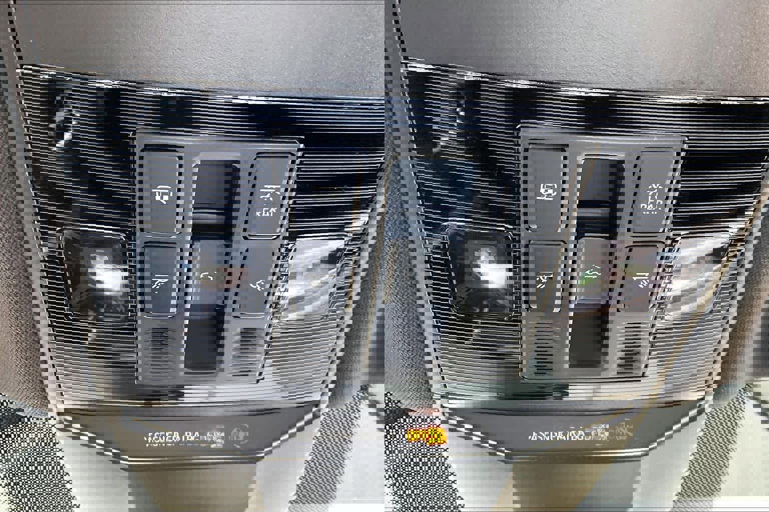 Used 2023 Volkswagen Arteon SEL w/ Arteon MDO Package image 34