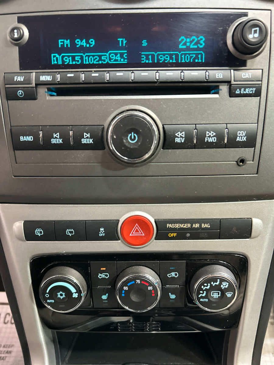 Used 2014 Chevrolet Captiva Sport LTZ FWD image 5