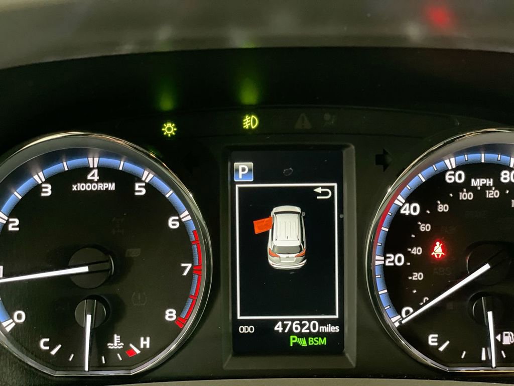 Used 2018 Toyota RAV4 Platinum image 12