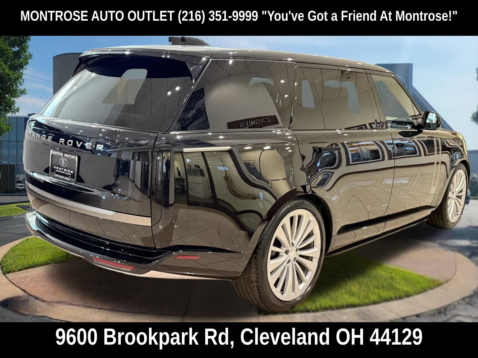 New 2025 Land Rover Range Rover Long Wheelbase SE AWD/4WD image 6