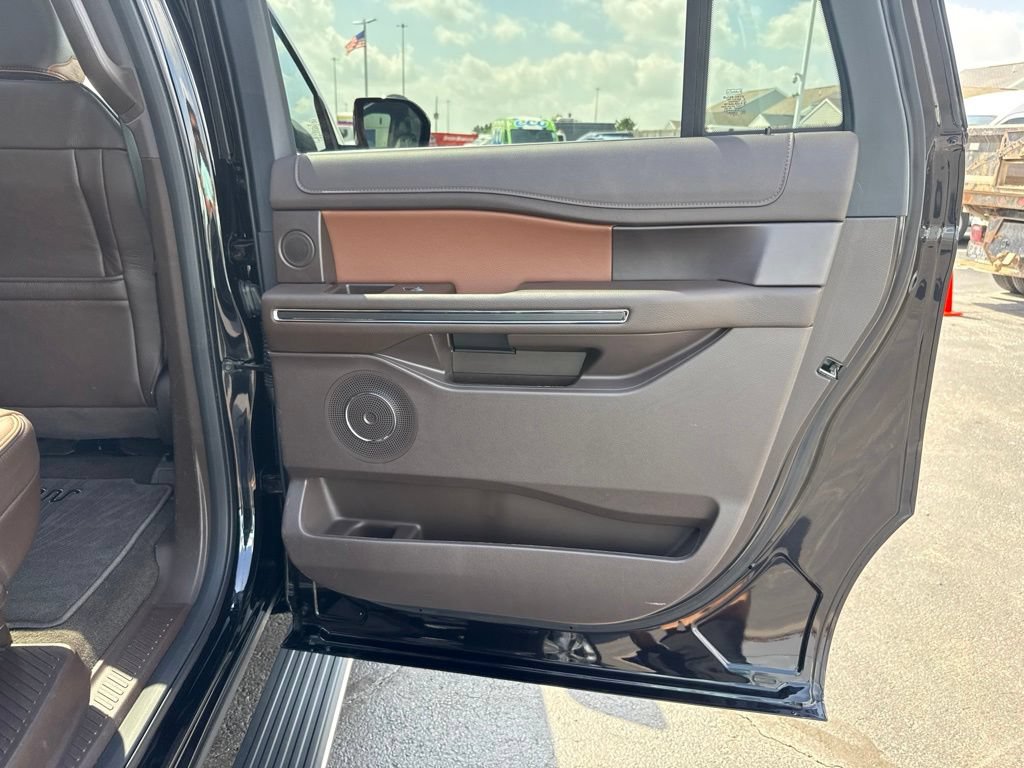 Used 2024 Ford Expedition Max King Ranch AWD/4WD image 38