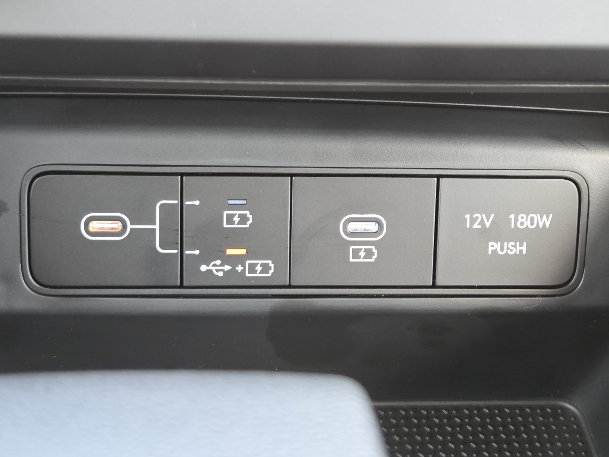 New 2026 Hyundai Tucson SE FWD image 9
