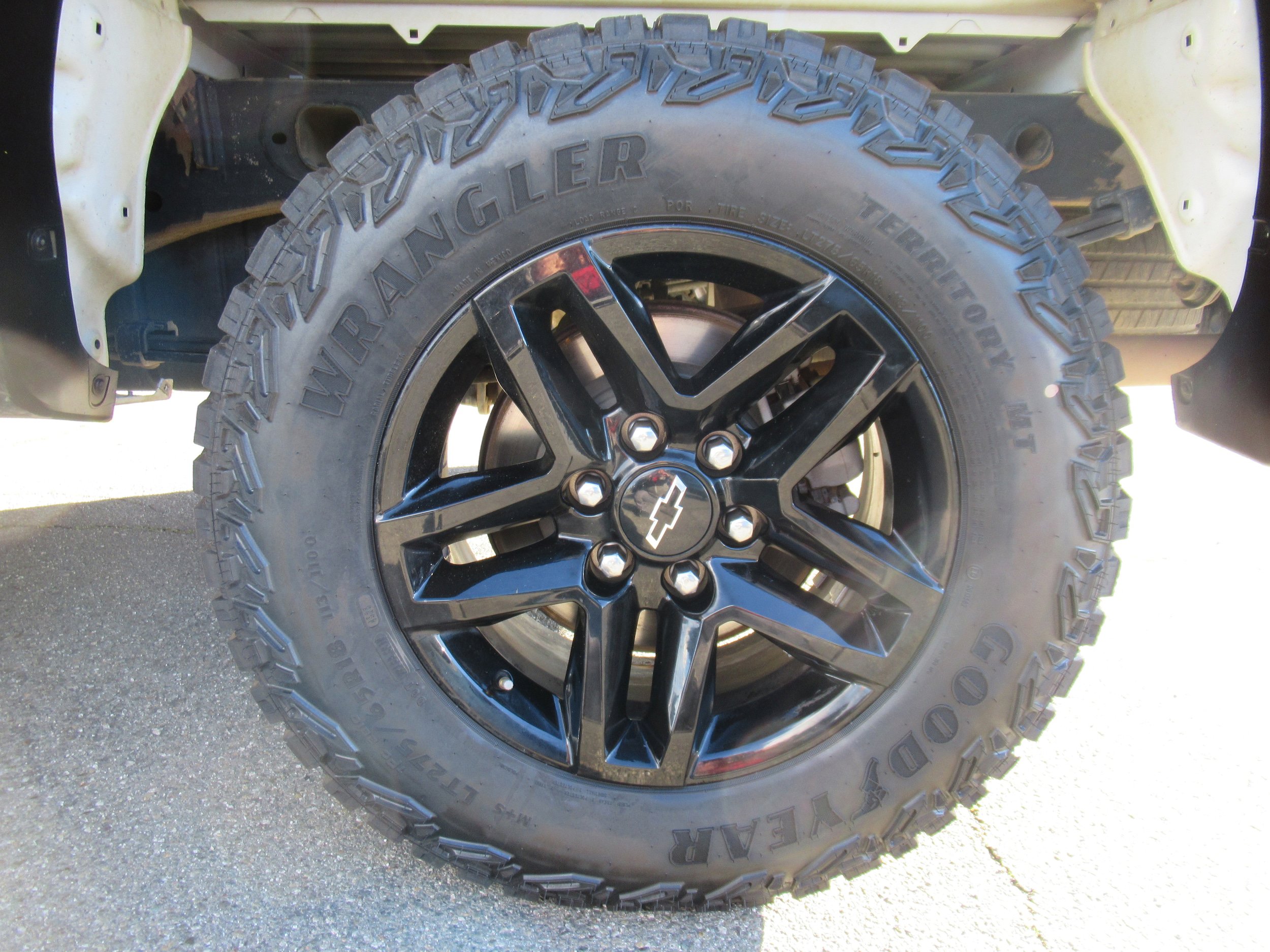 Used 2021 Chevrolet Silverado 1500 LT Trail Boss AWD/4WD image 17