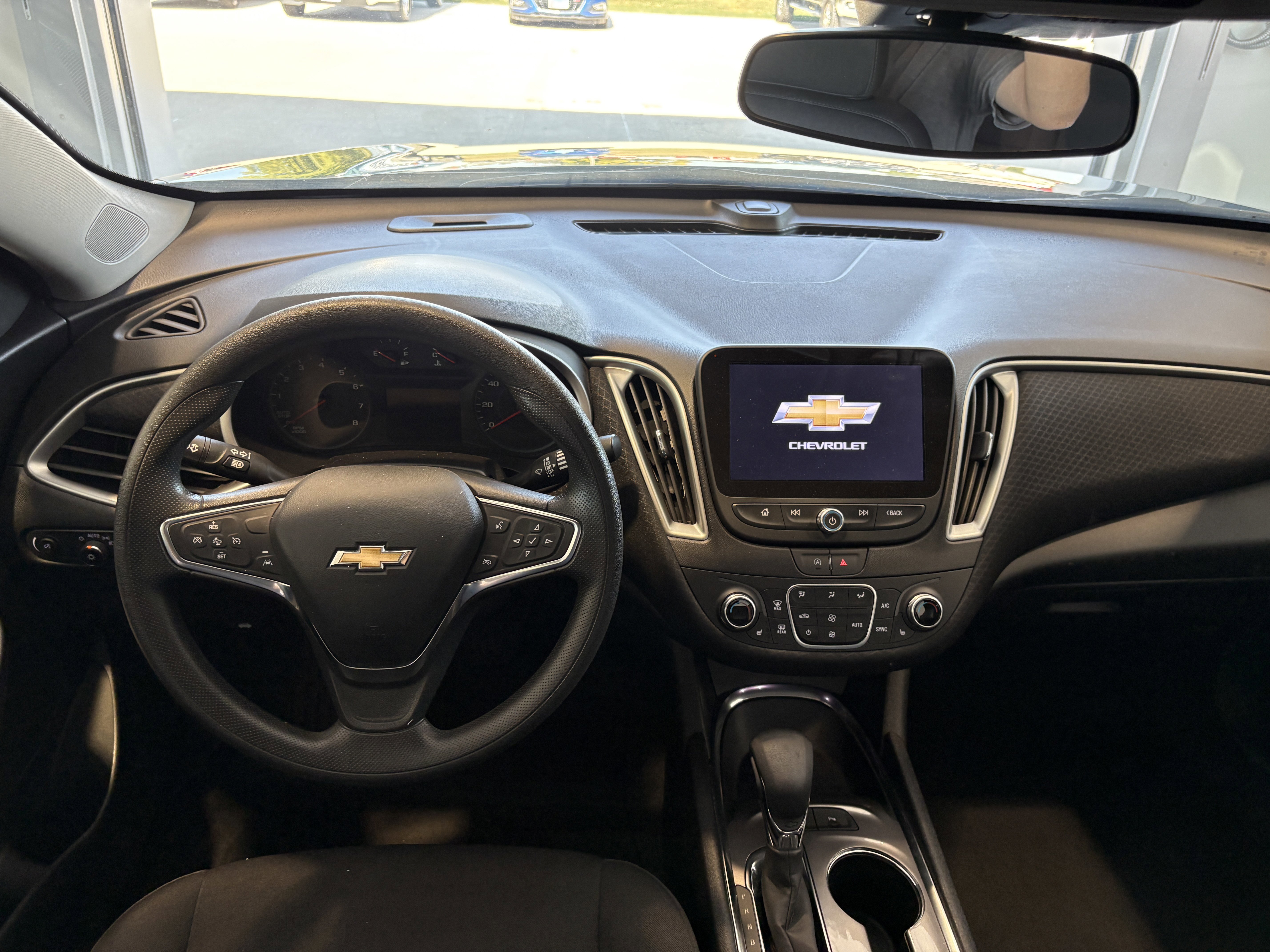 Used 2024 Chevrolet Malibu LT image 12