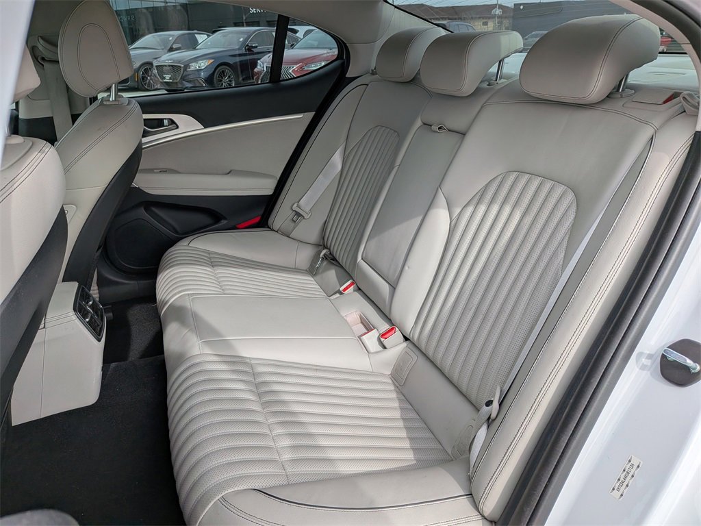 Used 2019 Genesis G70 2.0T Advanced w/ Elite Package image 13