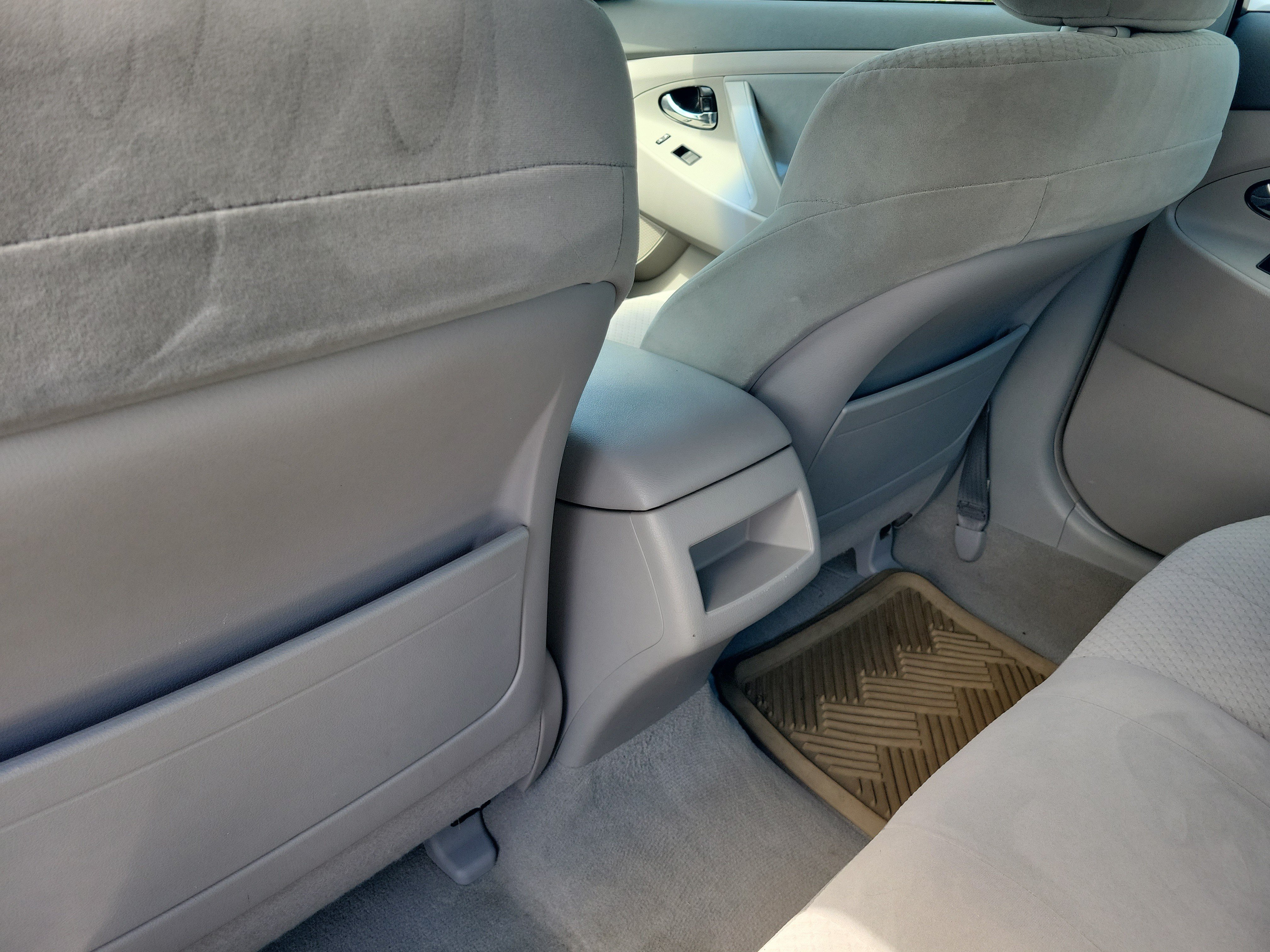 Used 2008 Toyota Camry LE FWD image 11