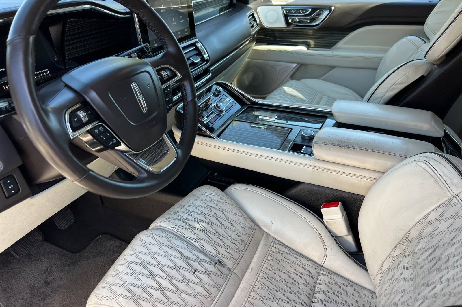 Used 2021 Lincoln Navigator L Black Label AWD/4WD image 10