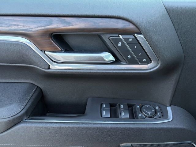 Certified 2025 GMC Sierra 1500 SLT image 4