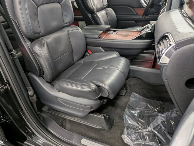 Certified 2022 Lincoln Navigator Reserve image 28