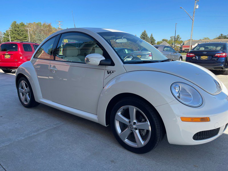 Used 2008 Volkswagen Beetle S image 8