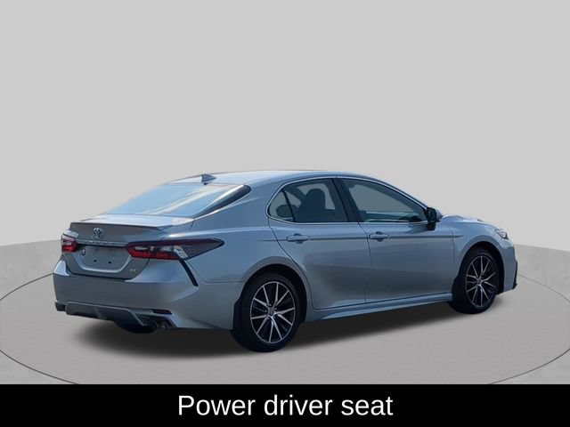 Used 2024 Toyota Camry SE FWD image 6