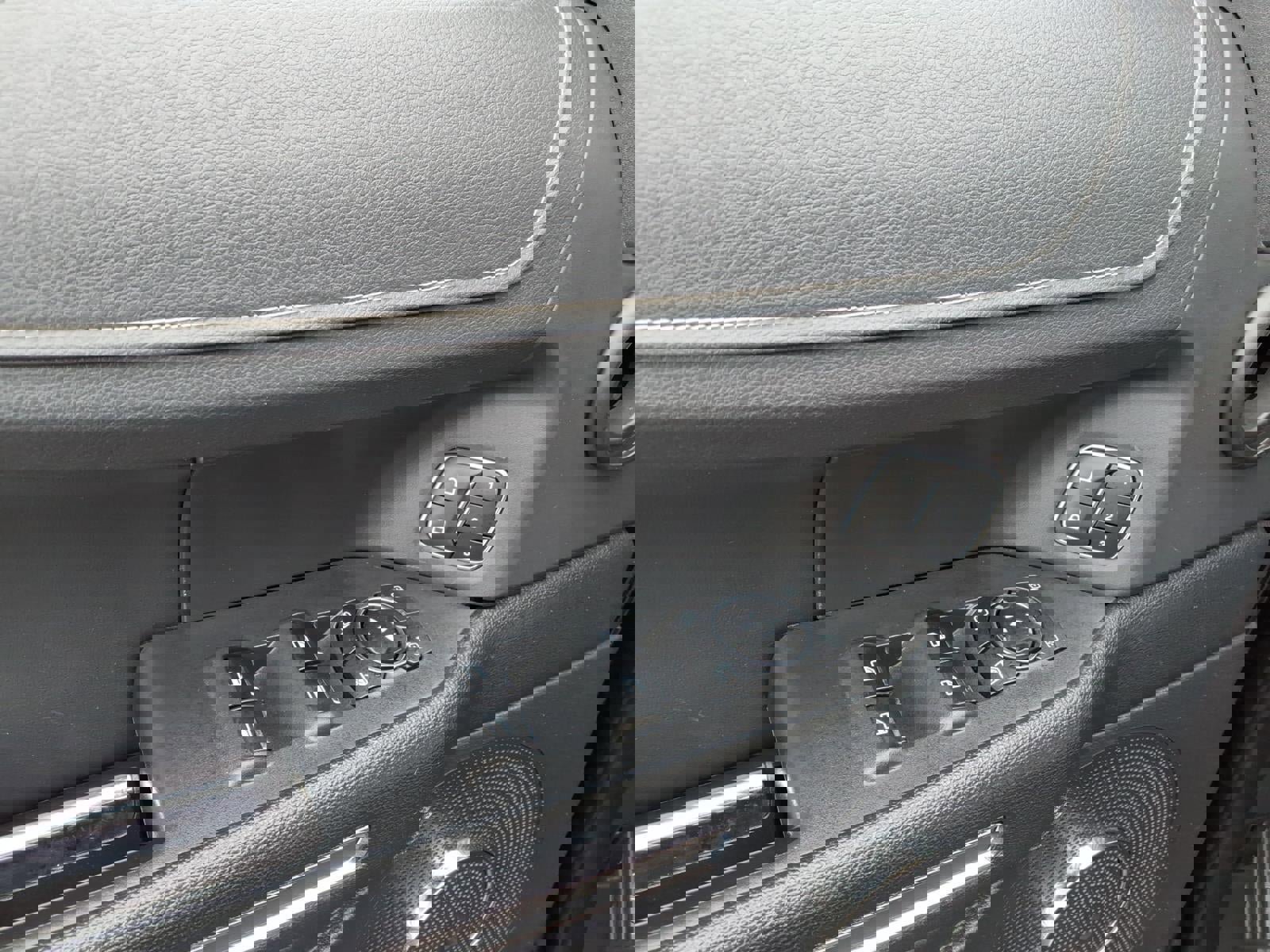 Used 2024 Ford Expedition XLT AWD/4WD image 15