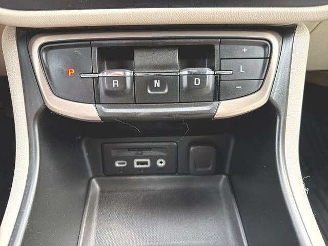 Used 2022 GMC Terrain Denali w/ LPO, Floor Liner Package AWD/4WD image 16