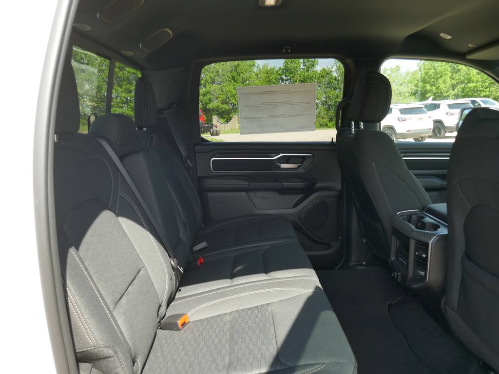 New 2026 RAM 1500 Big Horn AWD/4WD image 13