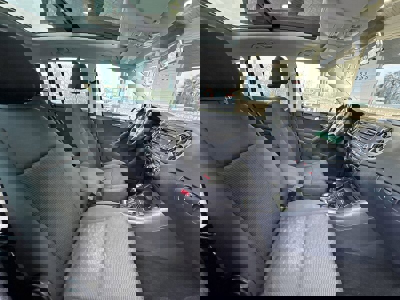 Used 2013 Volkswagen Tiguan S image 16