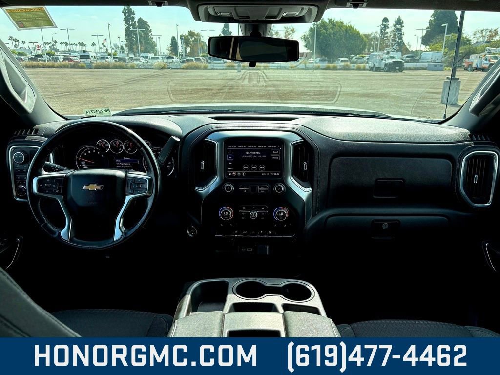 Used 2021 Chevrolet Silverado 1500 LT image 25