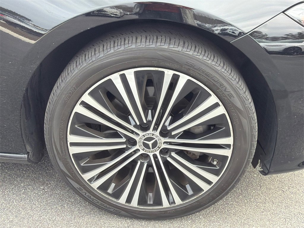 Used 2021 Mercedes-Benz CLA 250 image 12