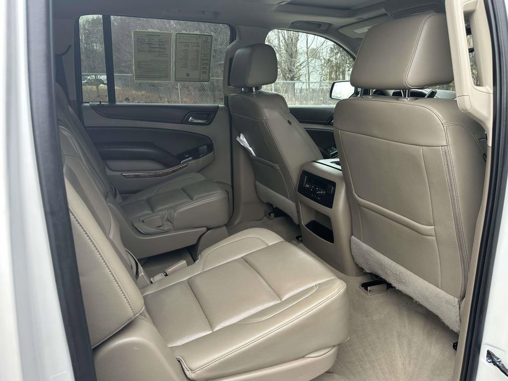Used 2020 Chevrolet Suburban Premier w/ Premier 6.2L Value Package image 13