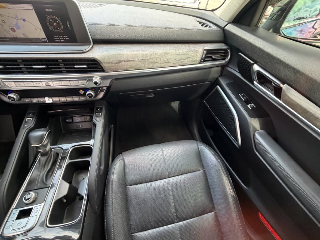 Used 2020 Kia Telluride EX FWD image 19