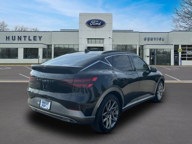 Used 2025 Genesis GV60 Advanced AWD/4WD image 5