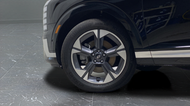 Certified 2026 Hyundai Palisade Limited AWD/4WD image 32