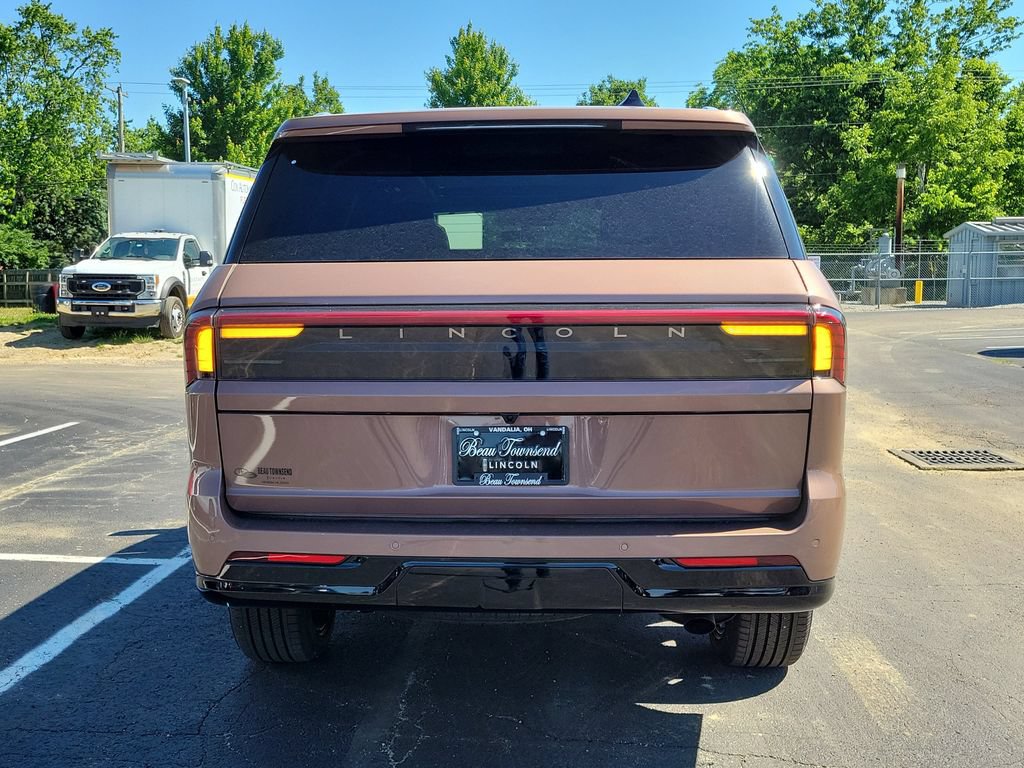 New 2026 Lincoln Navigator Black Label AWD/4WD image 5