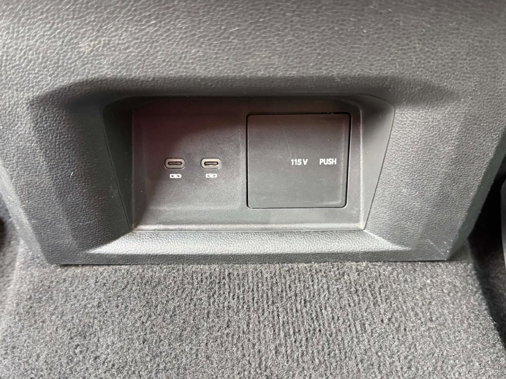 Used 2021 Volkswagen Atlas Cross Sport SEL Premium AWD/4WD image 21