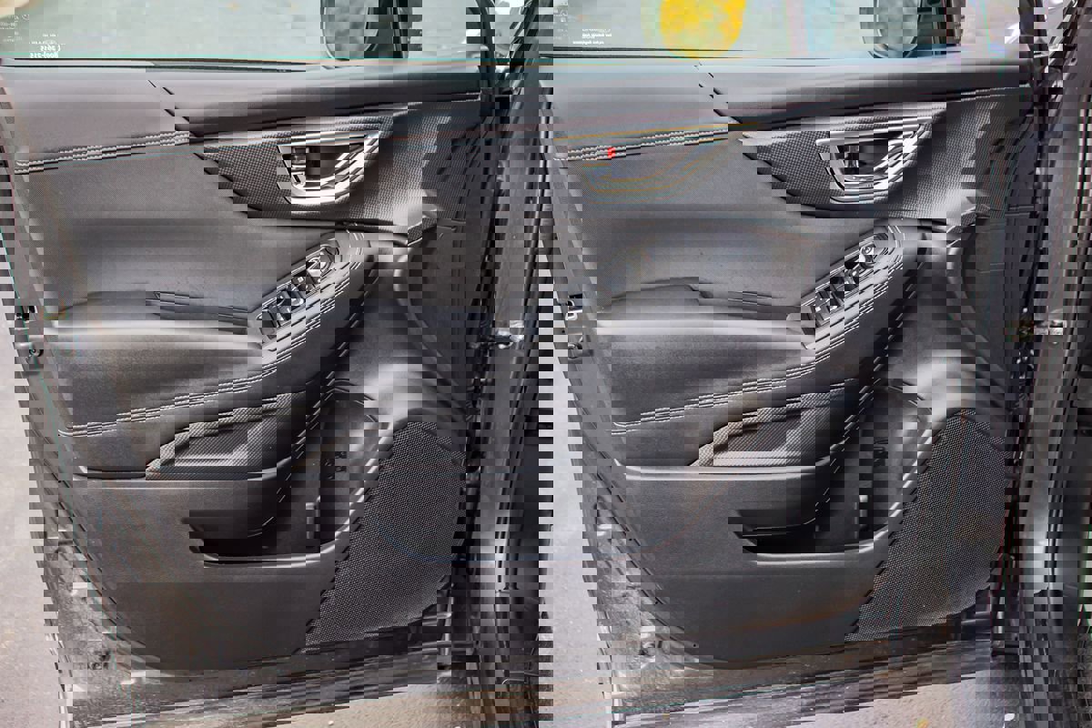 Used 2020 Subaru Forester Premium image 14