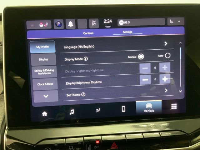 Used 2024 Jeep Compass Latitude w/ Sun and Sound Group image 27