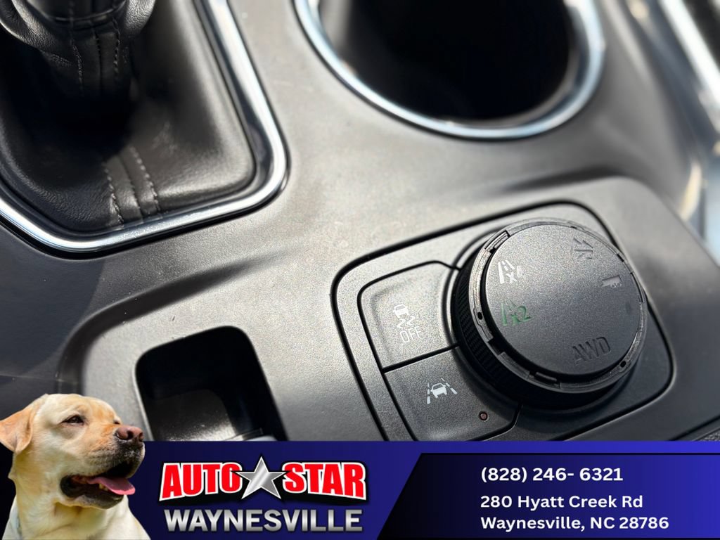 Used 2018 Chevrolet Traverse Premier AWD/4WD image 18