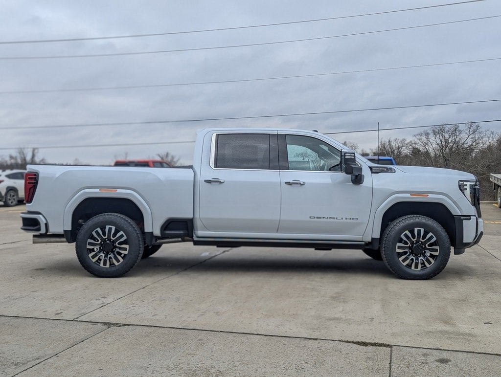 New 2026 GMC Sierra 3500 Denali Ultimate image 6