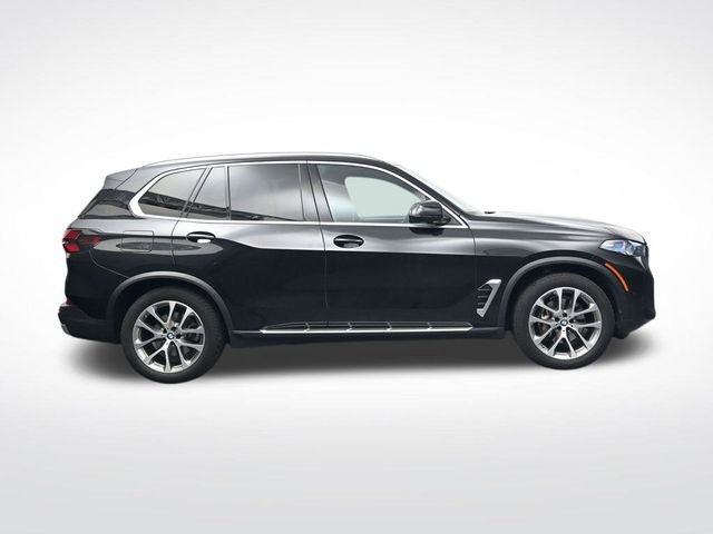 Used 2025 BMW X5 xDrive40i image 3
