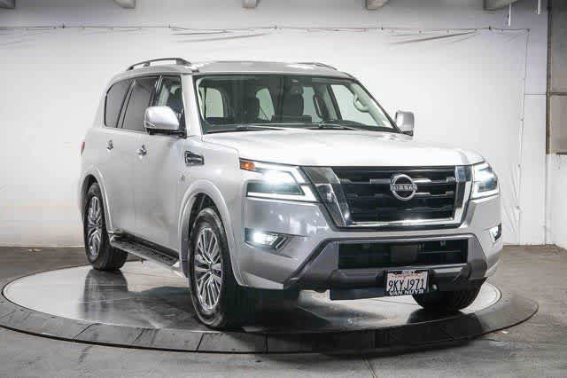Used 2021 Nissan Armada SL w/ Captain's Chairs Package image 5