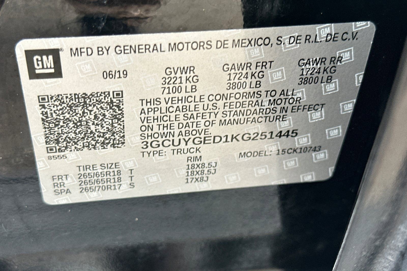 Used 2019 Chevrolet Silverado 1500 LTZ w/ LTZ Plus Package AWD/4WD image 27