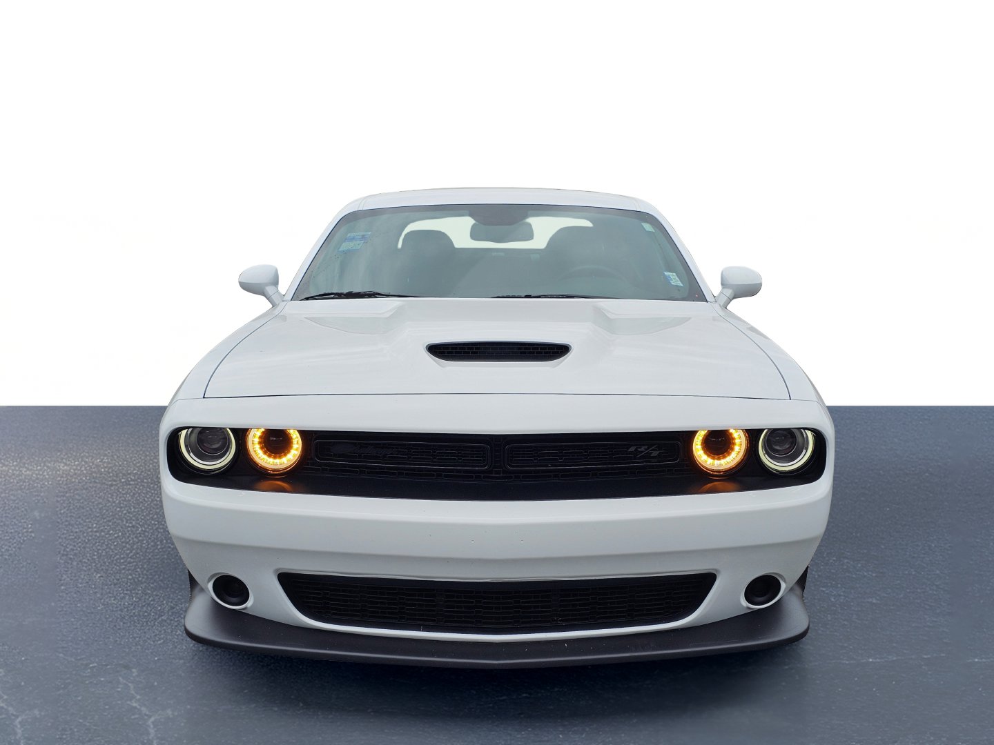 Used 2023 Dodge Challenger R/T w/ Blacktop Package RWD image 2