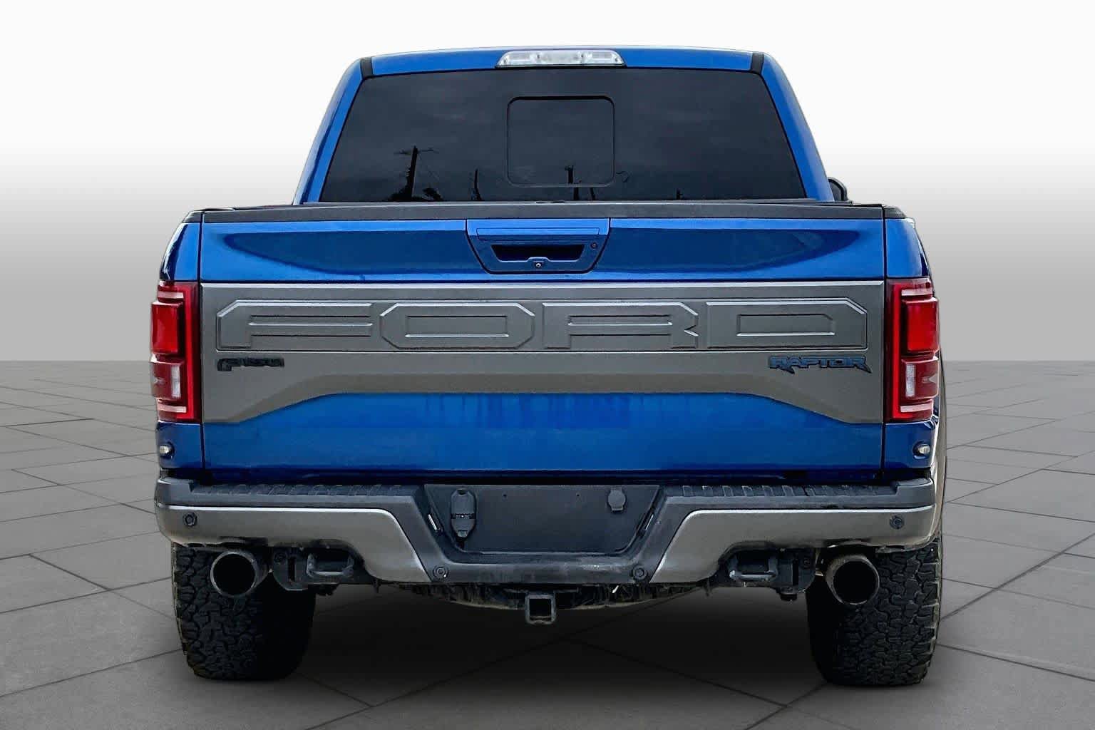 Used 2017 Ford F150 Raptor w/ Equipment Group 802A Luxury AWD/4WD image 6