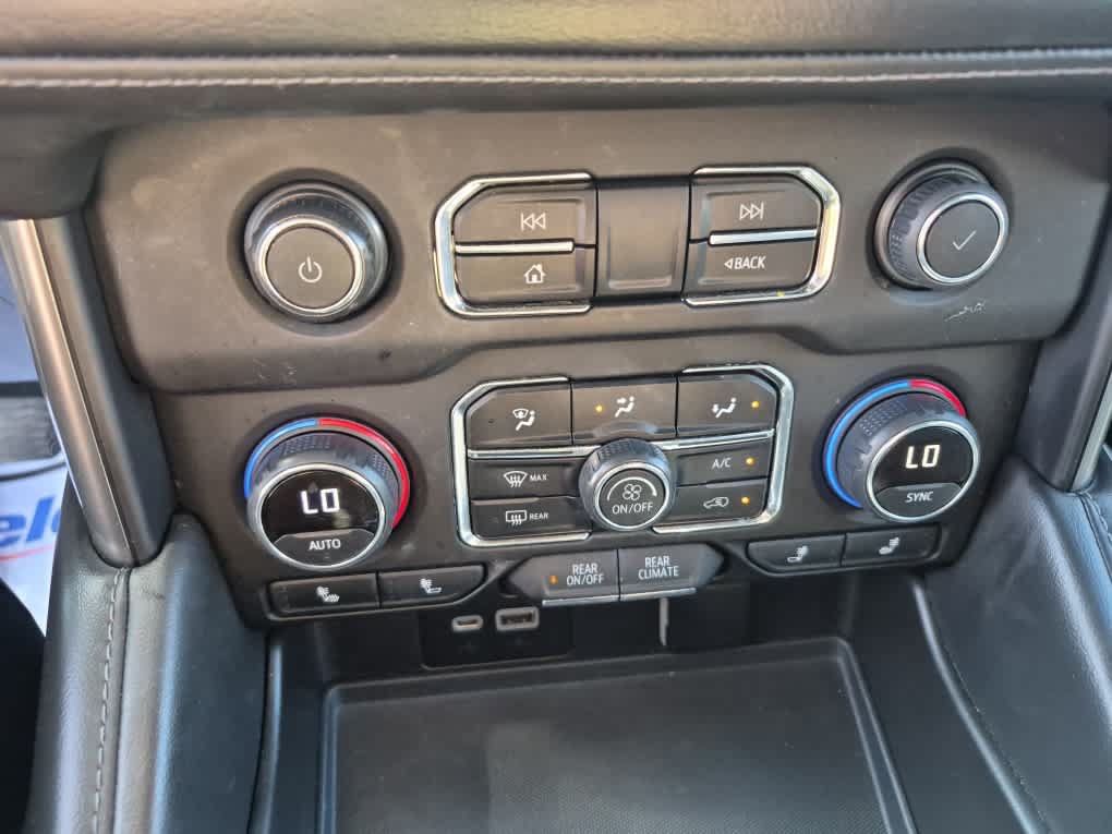 Used 2022 Chevrolet Tahoe LT AWD/4WD image 17