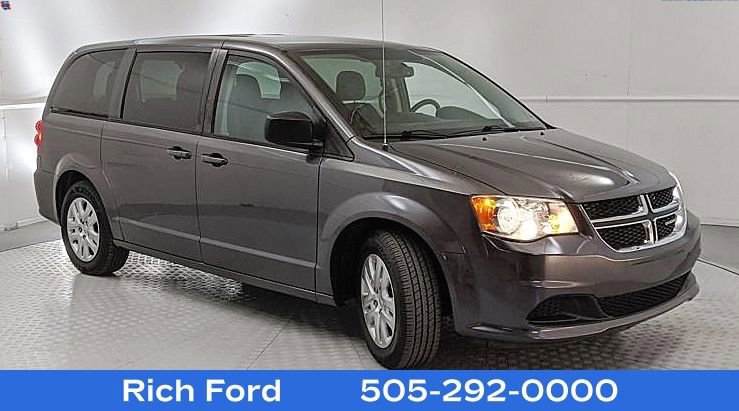 Used 2018 Dodge Grand Caravan SE w/ UConnect Hands-Free Group image 1