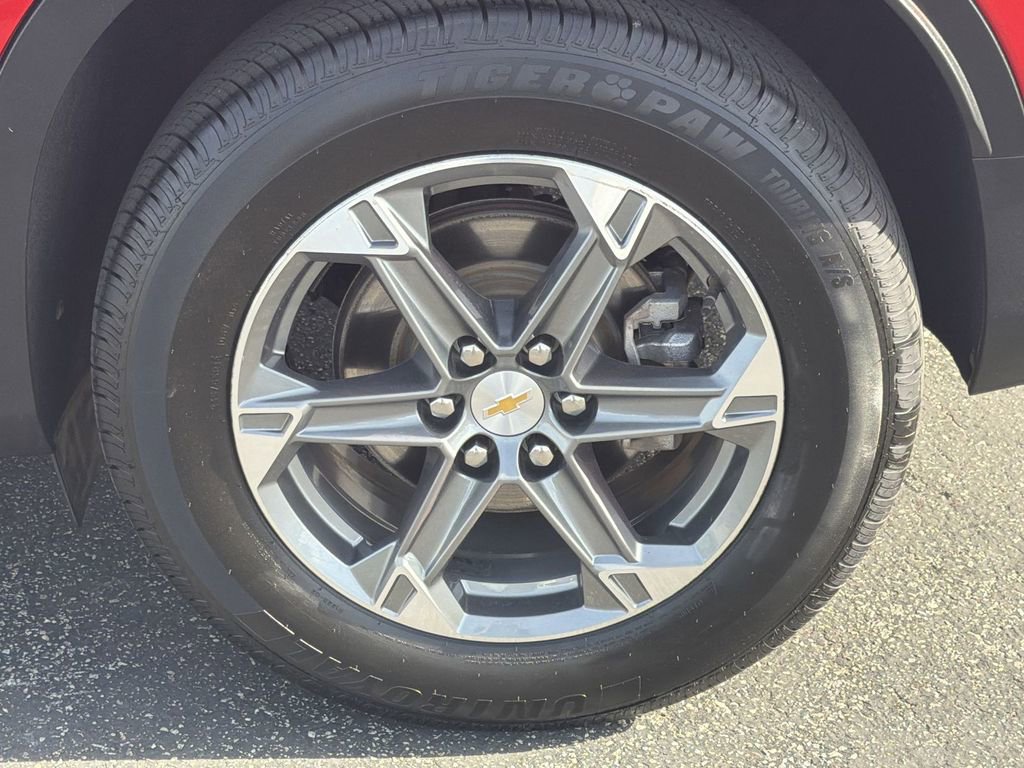 Used 2023 Chevrolet Blazer LT image 32