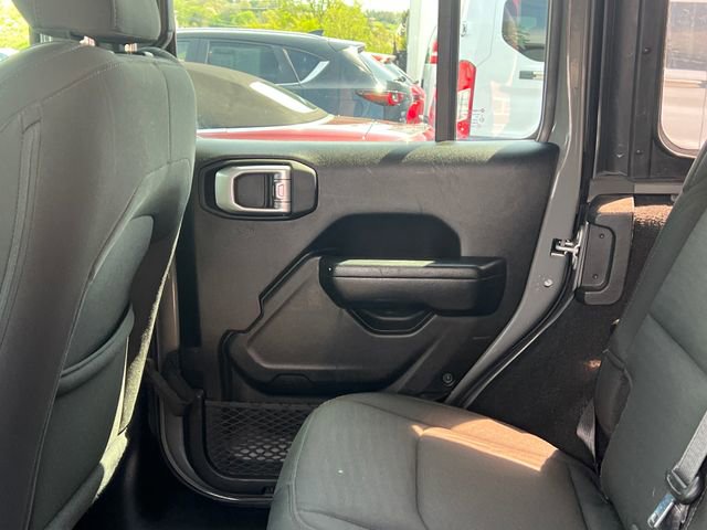 Used 2022 Jeep Wrangler Unlimited Sport AWD/4WD image 20