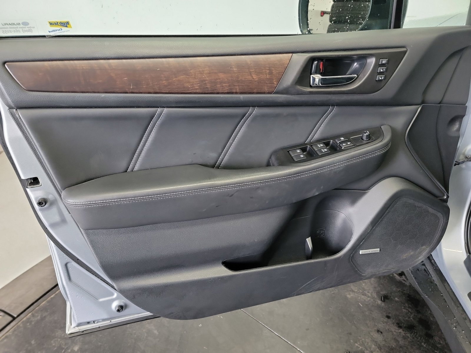 Used 2018 Subaru Outback 2.5i Limited AWD/4WD image 13