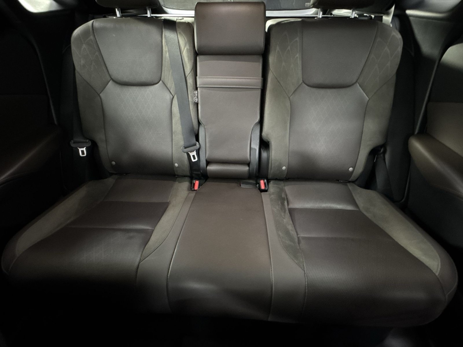 Used 2025 Lexus RX 450h AWD w/ Convenience Package image 15