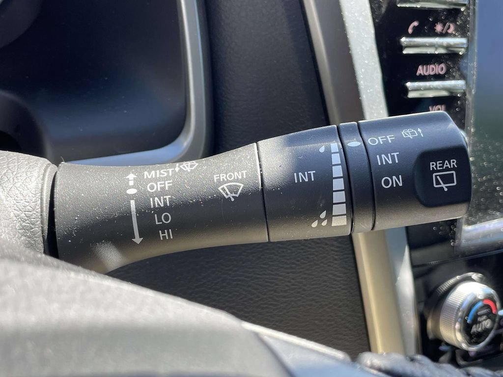 Used 2024 Nissan Murano SV w/ SV Midnight Edition Package FWD image 30