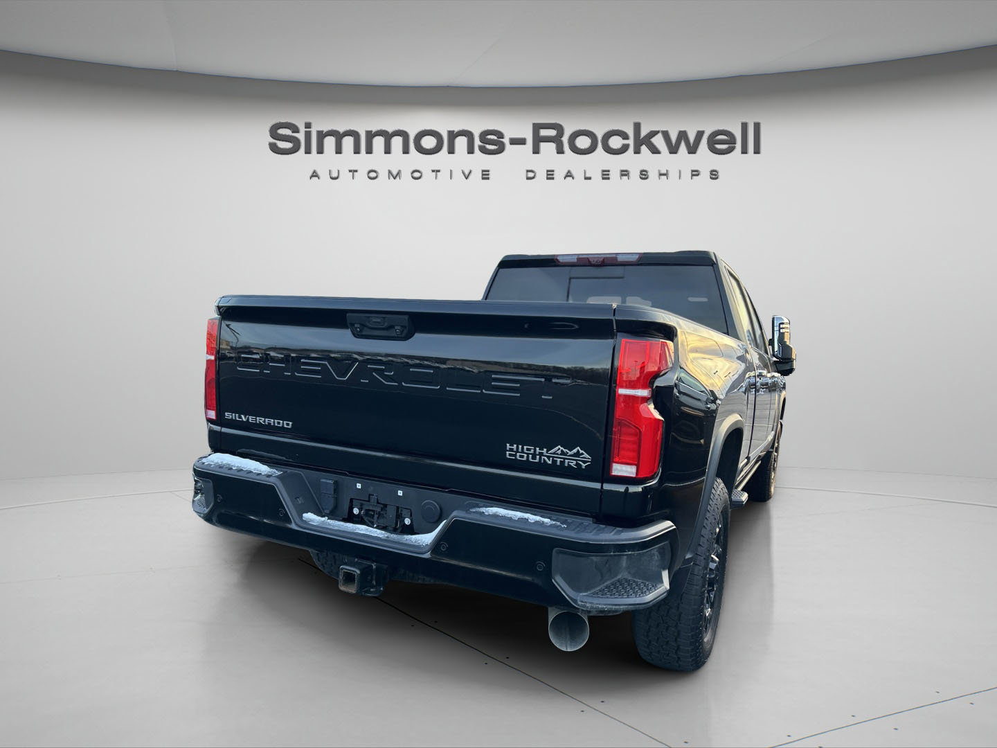 Used 2024 Chevrolet Silverado 2500 High Country w/ Technology Package image 7