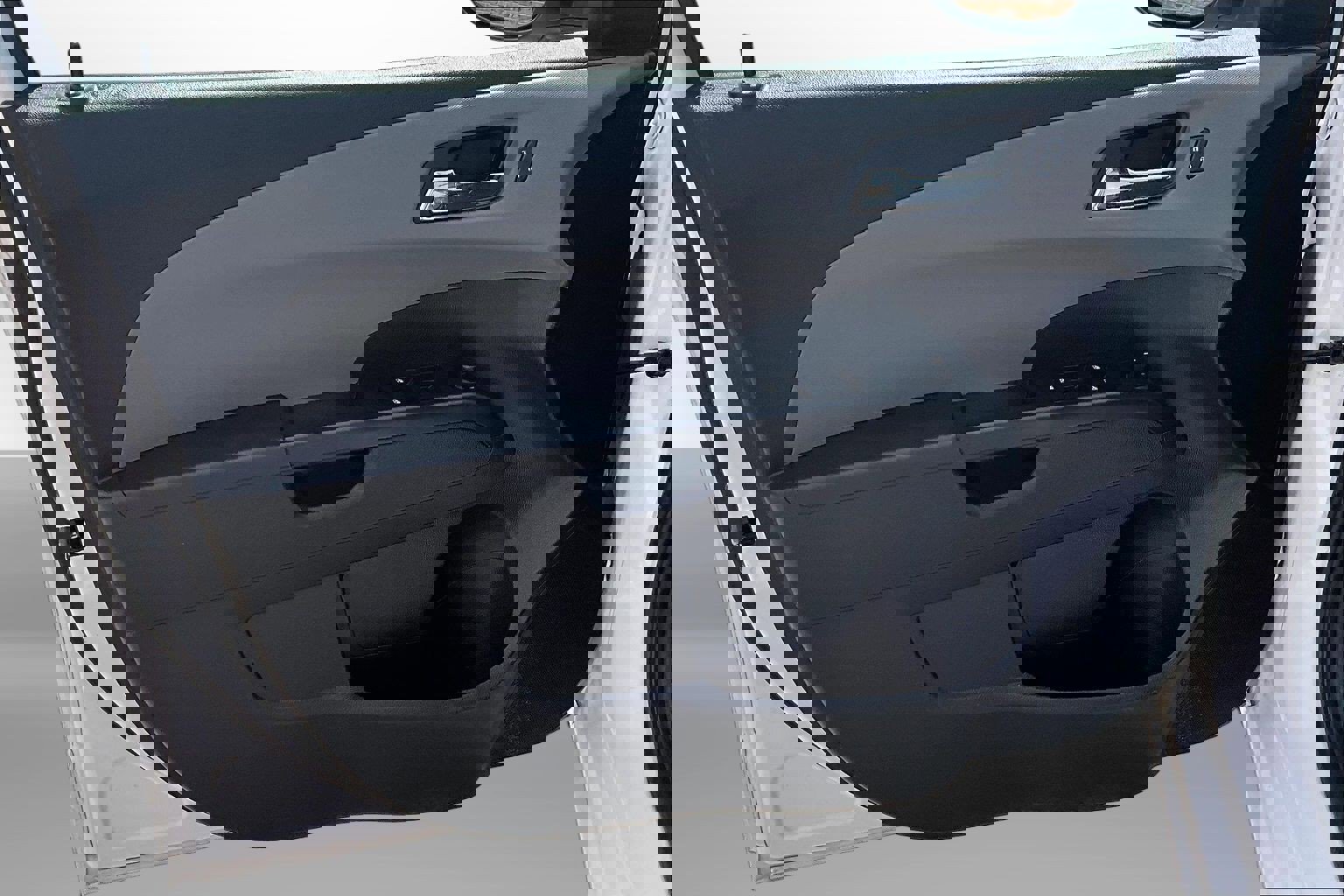 Used 2016 Chevrolet Sonic LT image 25