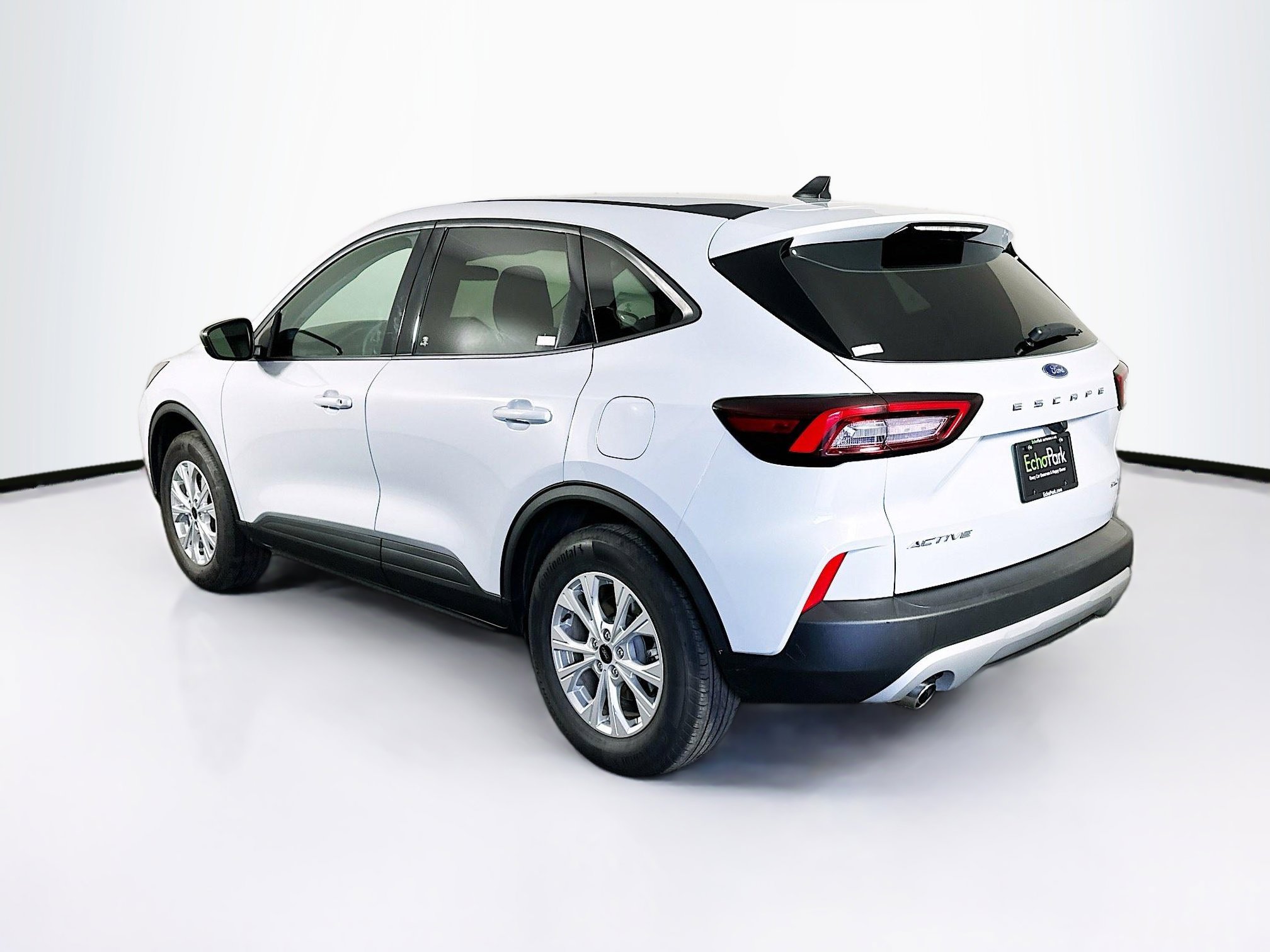Used 2025 Ford Escape Active AWD/4WD image 5