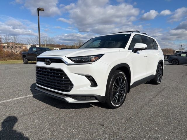 Used 2024 Toyota Grand Highlander AWD Hybrid image 4