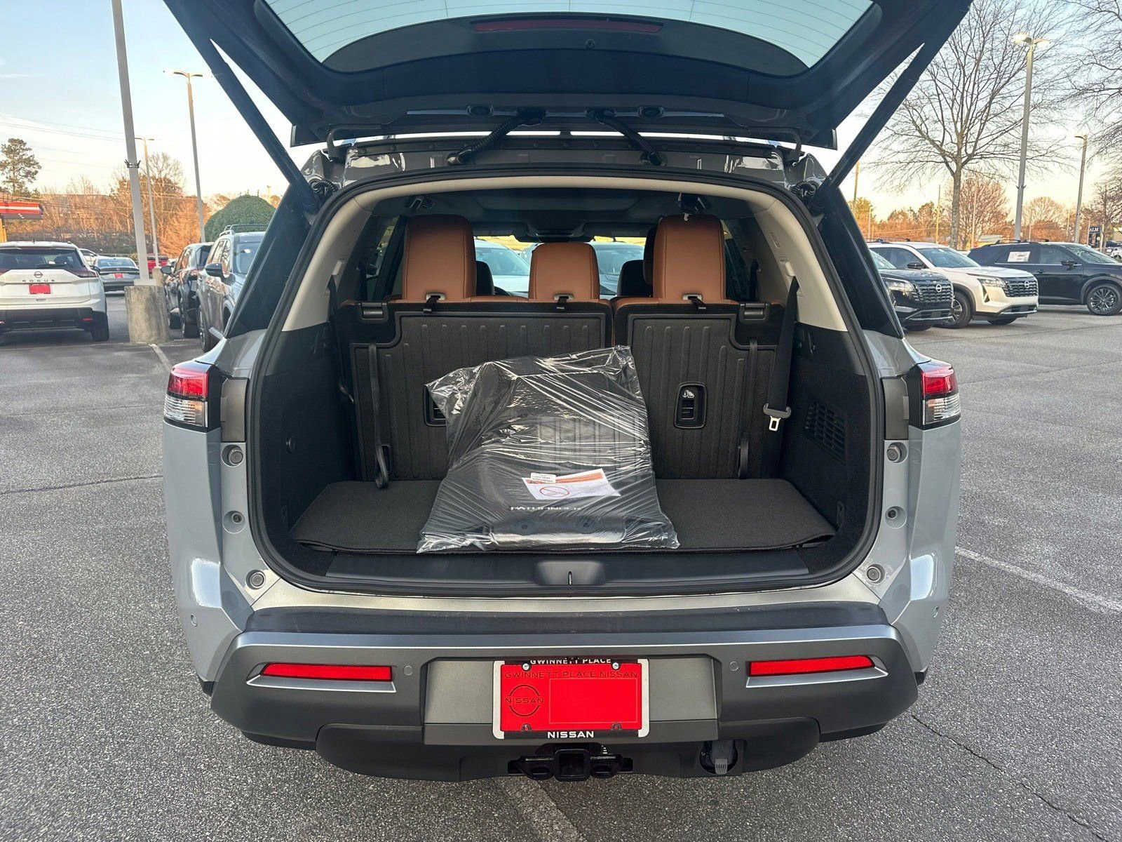 New 2026 Nissan Pathfinder Platinum image 18